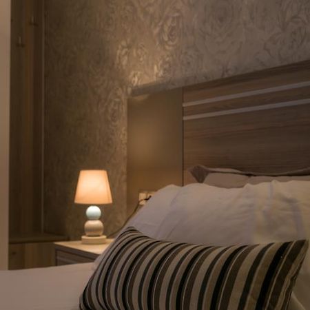Adonis Apartments Paralía 외부 사진