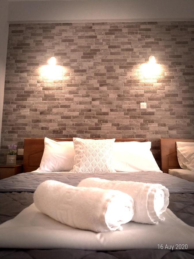 Adonis Apartments Paralía 외부 사진