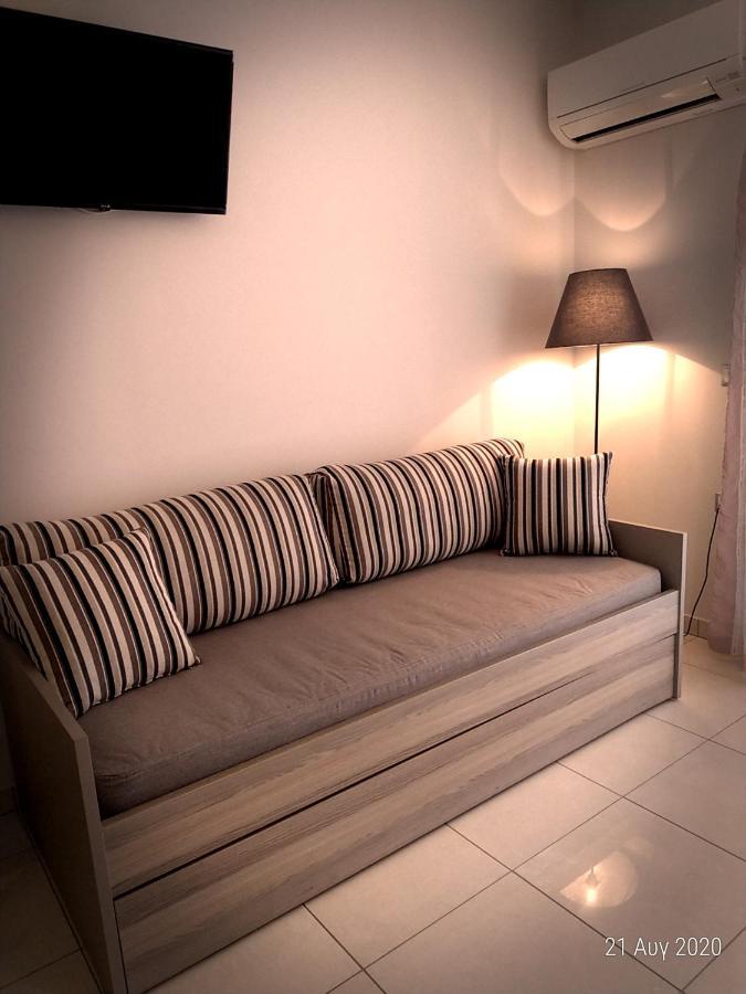 Adonis Apartments Paralía 외부 사진