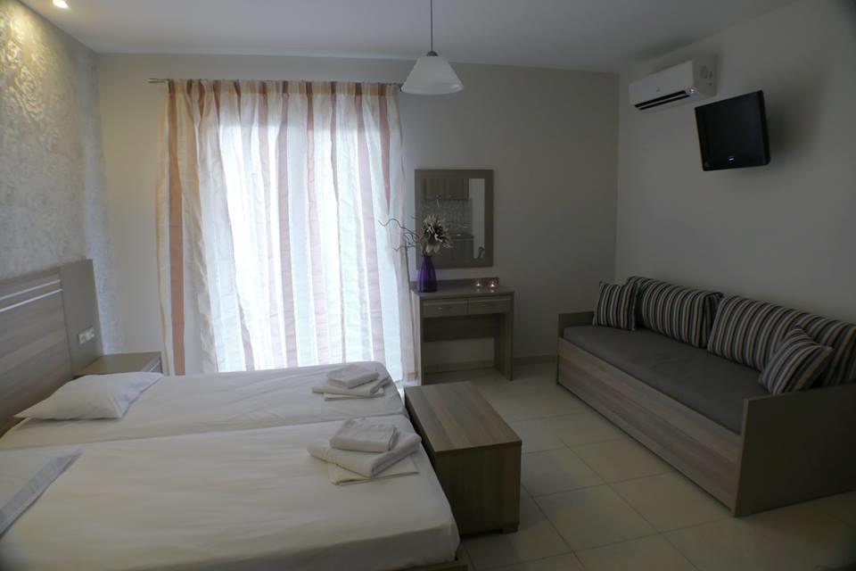 Adonis Apartments Paralía 객실 사진