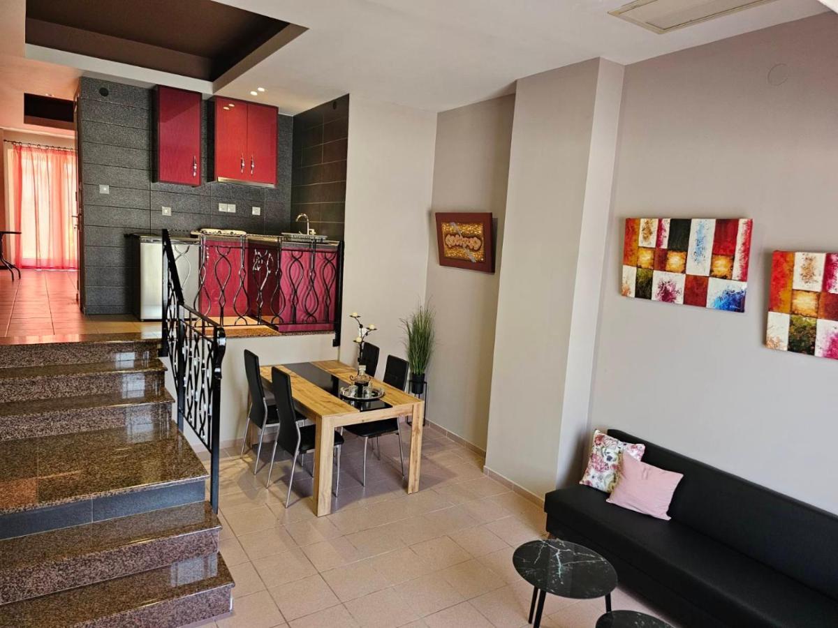 Adonis Apartments Paralía 외부 사진