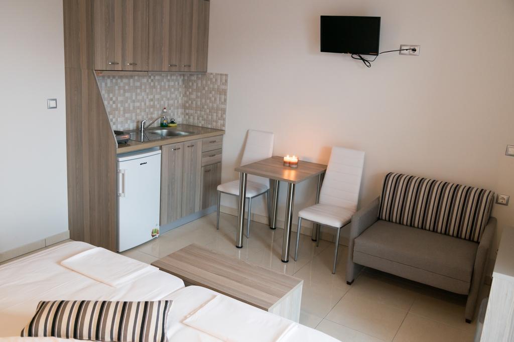 Adonis Apartments Paralía 외부 사진