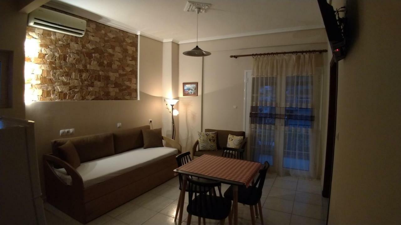 Adonis Apartments Paralía 외부 사진